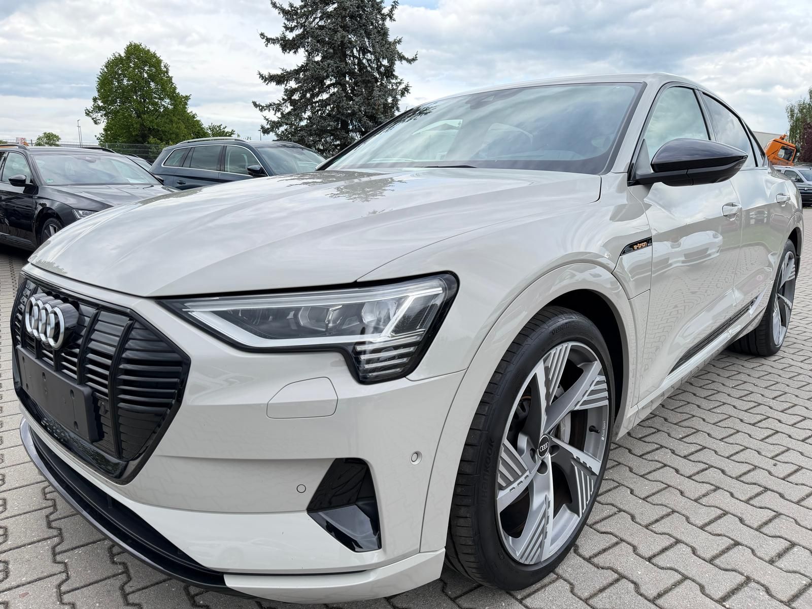 Audi e-tron 2021